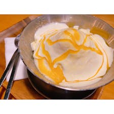 グアム🇬🇺
【MAD BINGSU Dessert Cafe】チーズ&マンゴービンスをいただきました♡

ふわふわ系のかき氷で美味しかったです♪♪♪