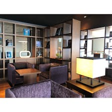 【熱海】ホテルグランバッハ熱海クレッシェンド

ラウンジの品揃えも変わってたり
ビジネス本が備え付けてあったり、
チョコが置いてあったり。

1年で色々改良されていて、
さらに過ごしやすくなってた。

#静岡°
#熱海