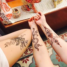 マレーシアで体験できるヘナタトゥー🇲🇾
1週間で消えるからおすすめ！