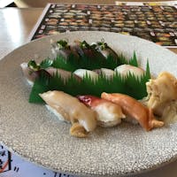 寿司盛り
上から光り物三昧、牛深5貫盛り、貝三昧🤤🤤🤤