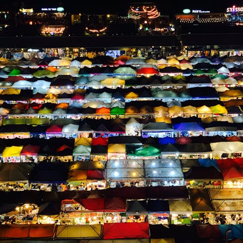 タラートロットファイ・ラチャダー