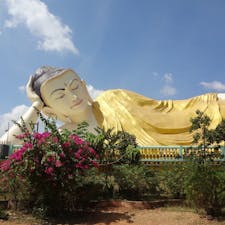 ミャンマーの涅槃仏(寝釈迦仏)
バゴー ミャッターリャウン