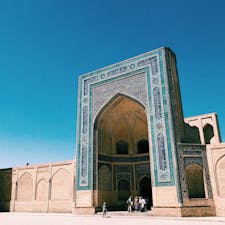 【ウズベキスタン🇺🇿】
青と青。
またいきたい場所。
人も素敵な場所でした。

#ウズベキスタン
