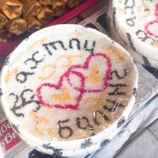 【ウズベキスタン🇺🇿】サマルカンド

シヨブ・バザール

結婚のお祝いであげるもの(だった気がする)

この時はまだウズベキスタン行くのにビザ必要だったけど
今はなくなったみたいだしもう1度行きたい

#ウズベキスタン共和国°
#サマルカンド
#シヨブバザール
#2017