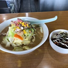 めんきちさんの人気メニュー
ちゃんぽんと肉めしのセット