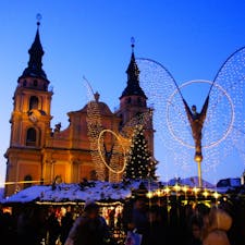 ドイツ、ルートヴィヒスブルクのクリスマスマーケット。