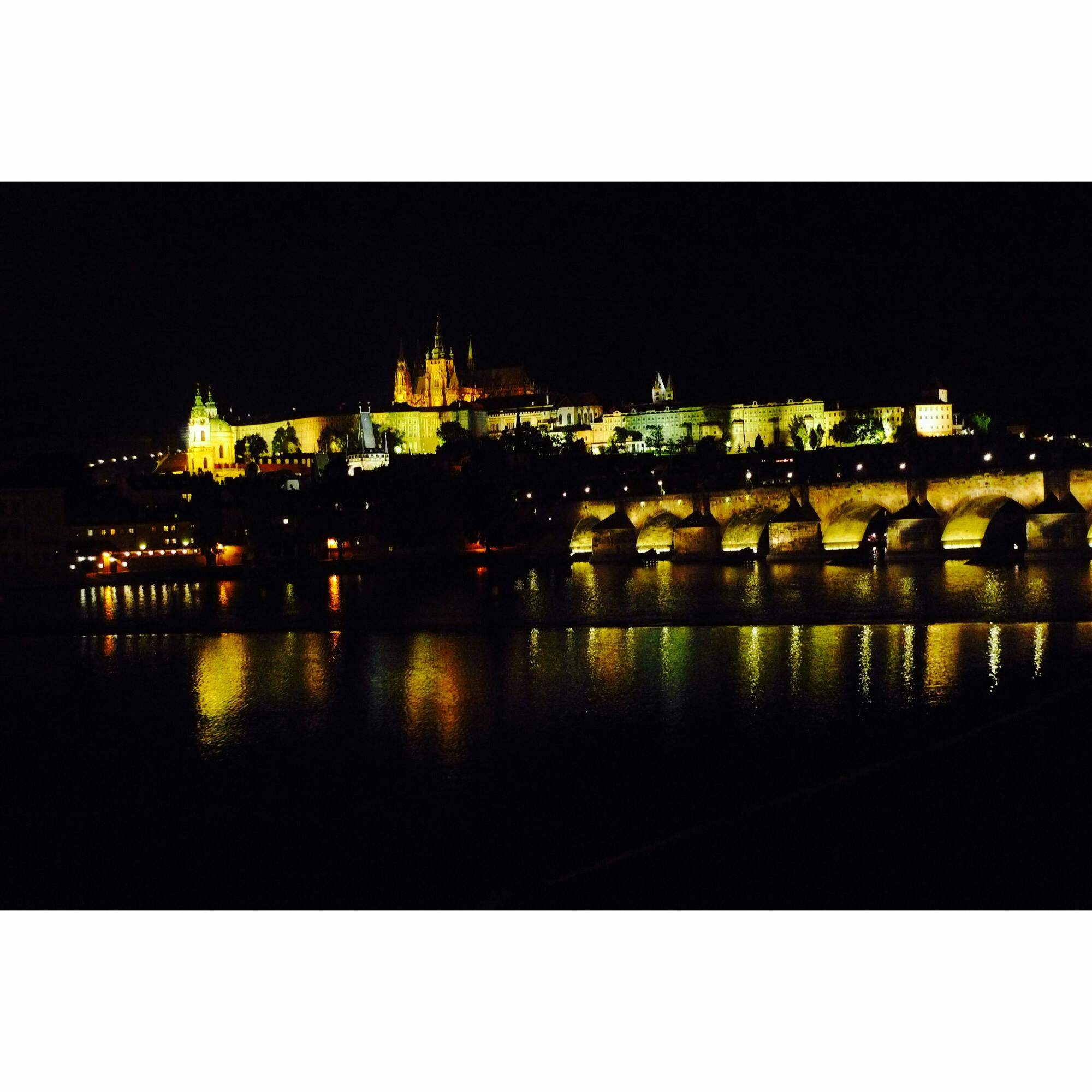 カレル橋 Charles Bridge の投稿写真 感想 みどころ プラハ城とカレル橋 トリップノート
