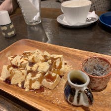 四歩🍵🍃

吉祥寺にあるカフェ。
日本茶の種類が豊富で、
わらび餅との相性が最高でした😭✨

#四歩 #吉祥寺カフェ