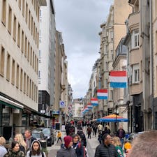 ルクセンブルク市街。何個かあるヨーロッパの小国のひとつで、ベネルクス三国のひとつですが、皆基本フランス語を話し、フランスの影響が大きい気がします。