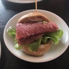 プロモーション中だったので、エグゼクティブラウンジは、日本人ファミリーだらけのファミレス状態でした。