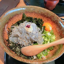 和歌山 則種
生しらす丼 😁