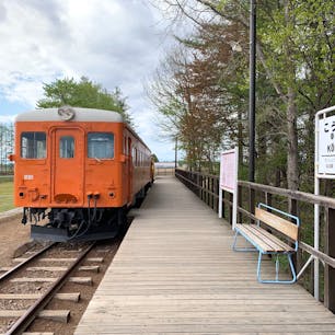 旧国鉄広尾線の「幸福駅」
現在は恋人の聖地にもなっている場所です。
海外からの観光客にも人気のスポット。

#北海道
#帯広