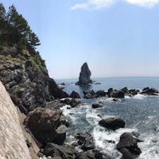淡路 沼島にある上立神岩。
日本はここから始まった！という伝説の岩！
天気が良いと気分爽快です。