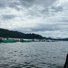 野尻湖で釣り🎣
天気が悪くて景色の写真はこんな感じばかりになっちゃいました😅