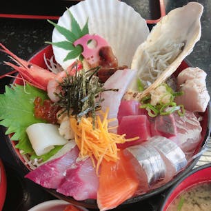 舞鶴 魚里
新鮮！美味しい、美味しい！