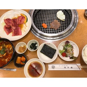 明月館 上本町本店
 久しぶりに美味しくいただきました。
ここの焼肉のタレが好き。
小鉢も美味しい。