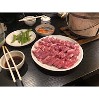 メニューの上ラム５人前、子分２名を引き連れて