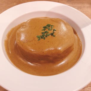 赤白 ルクア大阪店
ポルチーニ茸のクリームソースかけ
180円   最高＼(^ω^)／
🥄で 召し上がって下さい
って言われます。