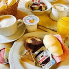 イタリア・フィレンツェ
ホテルの朝食
イタリアのヨーグルト大好き