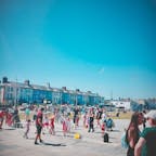 Bray
Ireland
目の前はビーチ
広場で遊ぶ子どもたちや
海沿いを歩くお年寄り夫婦
のんびりと楽しい時間を過ごします
