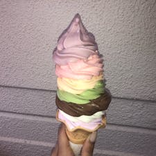北海道
こんなのも食べちゃいました🍦（笑）