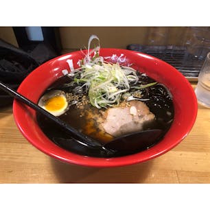 北一さんの
焦がし醤油らーめん🤤🤤🤤