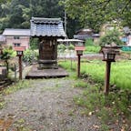 明智神社

コレが神社ですが、此の地に大きな功績のあった明智光秀さん、何故こんな小さな神社かな？
明智玉(ガラシャ)が生まれた所らしい。

#明智光秀 #細川ガラシャ　#サント芹沢鴨の写真