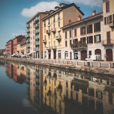 イタリア・ミラノ 
ナヴィリオ運河
建物の色合いがかわいい