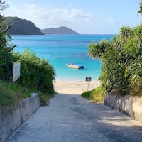 渡嘉敷島の阿波連ビーチ

オフシーズンの静かな朝の風景