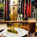 イタリア・ミラノ 
スターバックス リザーブ ロースタリー
内装もステキ
プリンチのパティスリーも美味しかった