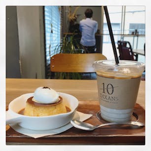 DIXANS 神保町

プリンが美味しいカフェ。
雰囲気も良いしゆっくり過ごせる〜