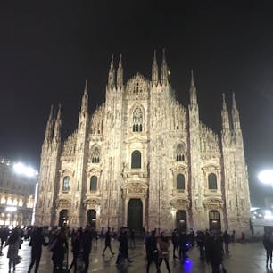 natale(クリスマス)時期のミラノ大聖堂