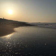 中田島砂丘
早朝に1人で行きました。
非日常をつくりだす！
ローカルな場所でも良い写真撮れました笑