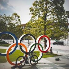 新・国立競技場
★★★☆☆

独立行政法人日本スポーツ振興センターが管理・運営する日本の競技場。2020年東京オリンピック・パラリンピックの主会場であり、同大会ではオリンピックスタジアムの名称が使用される。

#国立競技場