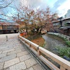 京都祇園巽橋
写真は巽橋からで、新橋が見えますね。


#京都　#祇園　#全国橋巡り　#サント船長の写真