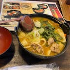 2020年11月28日(土)
山梨の郷土料理「ほうとう」
具沢山でお腹いっぱい満足しました✨
肌寒かったですが心も体も温まりました😌

#甲州ほうとう小作 #山中湖店
#山梨 #豚肉ほうとう #郷土料理