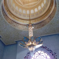 アブダビ。
シェイク・ザイード・グランド・モスク。