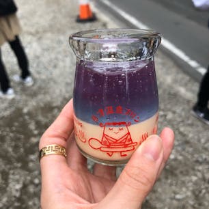 草津温泉プリン、めちゃ並んでた笑