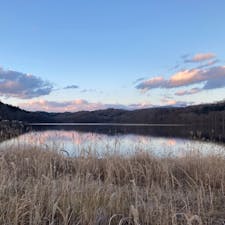 #ウポポイ #白老 #北海道
2020年12月

購入した #ムックリ の講習を受けるために
この美しい景色を全力疾走したこと、忘れない...笑