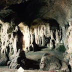 カラブリア州ピッツォの近くのピエーディグロッタという洞窟教会　彫刻家が独りで長年に渡って掘り続けて完成した　一見の価値あり