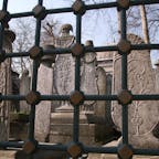 エユップ・スルタン・ジャーミイの墓地　墓石の模様がきれい