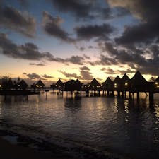 ニューカレドニア メトル島
水上コテージから覗くだけでもたくさんの魚やウミガメに会うことが出来ます🐠
海の美しさはもちろん、夜は天の川が見えました💫