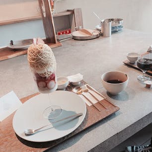 📍和栗専門 紗織

河原町スイーツ

和栗をふんだんに使った
贅沢なパフェ。
季節のパフェで、今回はいちご🍓

贅沢なスイーツ
店内の雰囲気も上品で
特別な日にピッタリのお店でした。