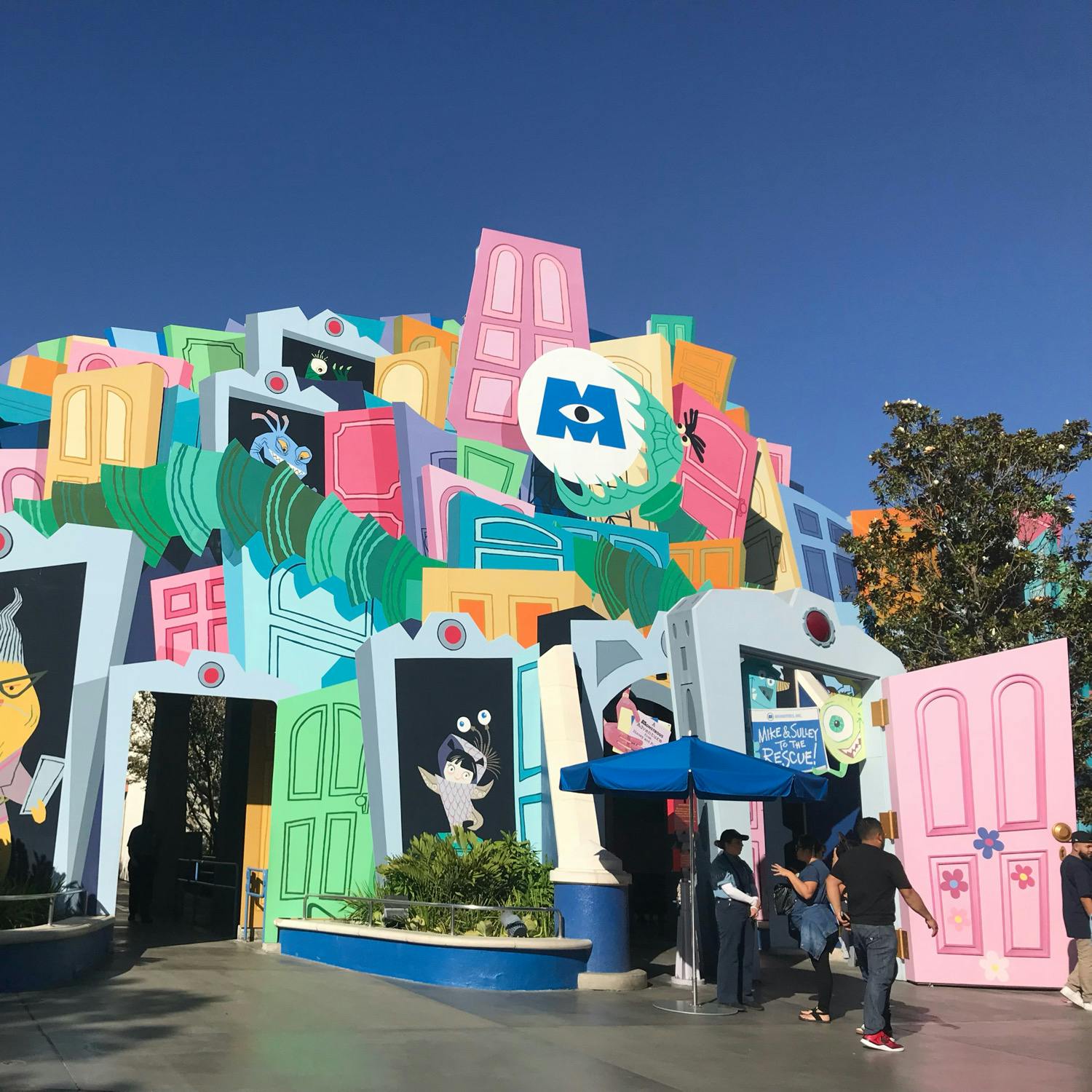 ディズニーランド パーク Disneyland Park カリフォルニアディズニーランド アナハイムディズニーランド の投稿写真 感想 みどころ モンスターズインクのアトラクションブーのピンクの トリップノート ディズニーランド パーク Disneyland Park カリフォルニアディズニーランド アナハイムディズニーランド の投稿写真 感想 みどころ モンスターズインクのアトラクションブーのピンクの トリップノート