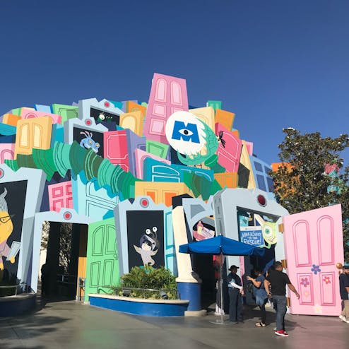 ディズニーランド パーク Disneyland Park カリフォルニアディズニーランド アナハイムディズニーランド の投稿写真 感想 みどころ モンスターズインクのアトラクションブーのピンクの トリップノート ディズニーランド パーク Disneyland Park カリフォルニアディズニーランド アナハイムディズニーランド の投稿写真 感想 みどころ モンスターズインクのアトラクションブーのピンクの トリップノート