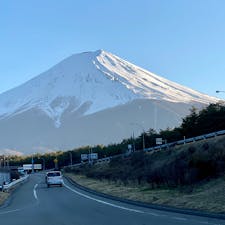 富士吉田道路から見た富士山。
マイコレクションの中でもお気に入りのショット