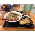 海鮮ちゃんぽん🍜と餃子🥟を
食す🤤🤤🤤🤤🤤