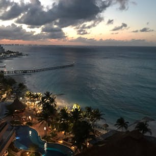 メキシコ

フィエスタ アメリカーナ
コーラルビーチ