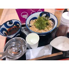 蕎麦とラー油で幸なった。 イオンタウン茨木太田店
ラー油が決め手ですぅ😲