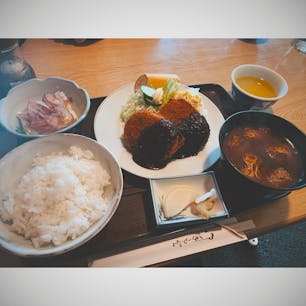 やなぎや
素敵な昔ながらのごはん屋さん、コロッケ定食
#202105 #s愛知 #sonemore